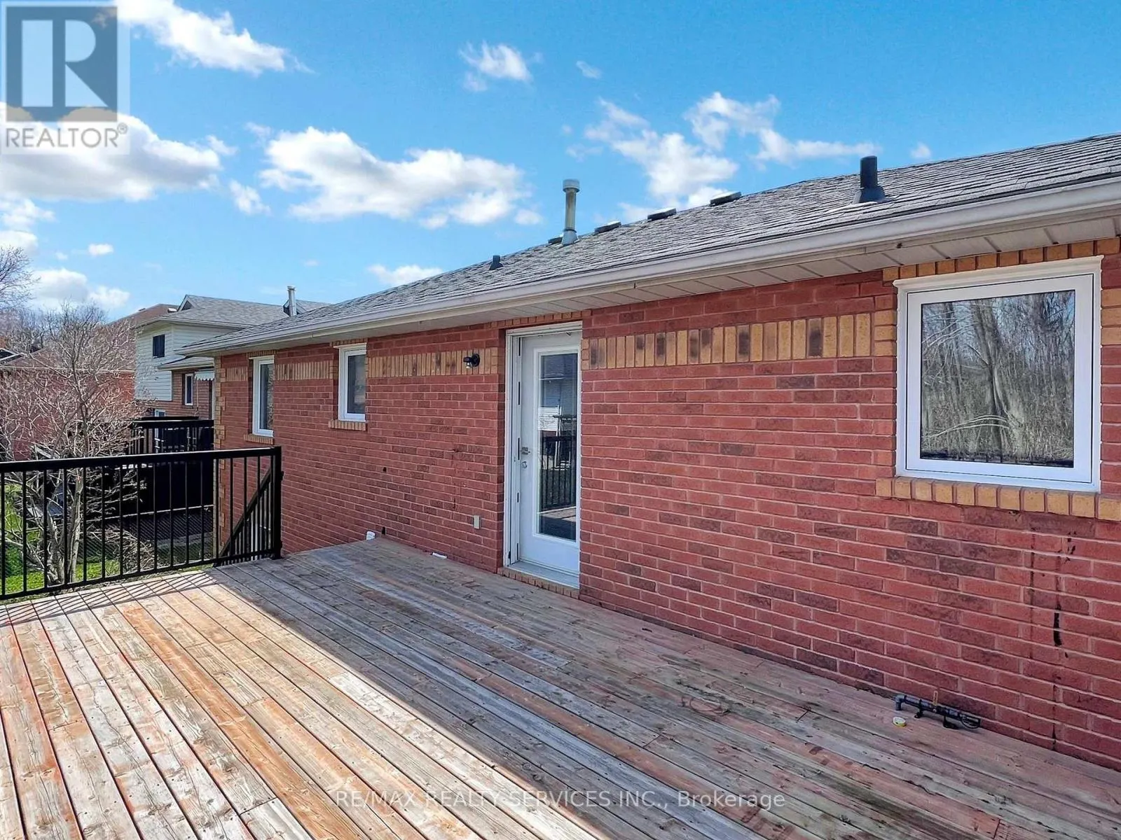 35 INNISBROOK DRIVE
