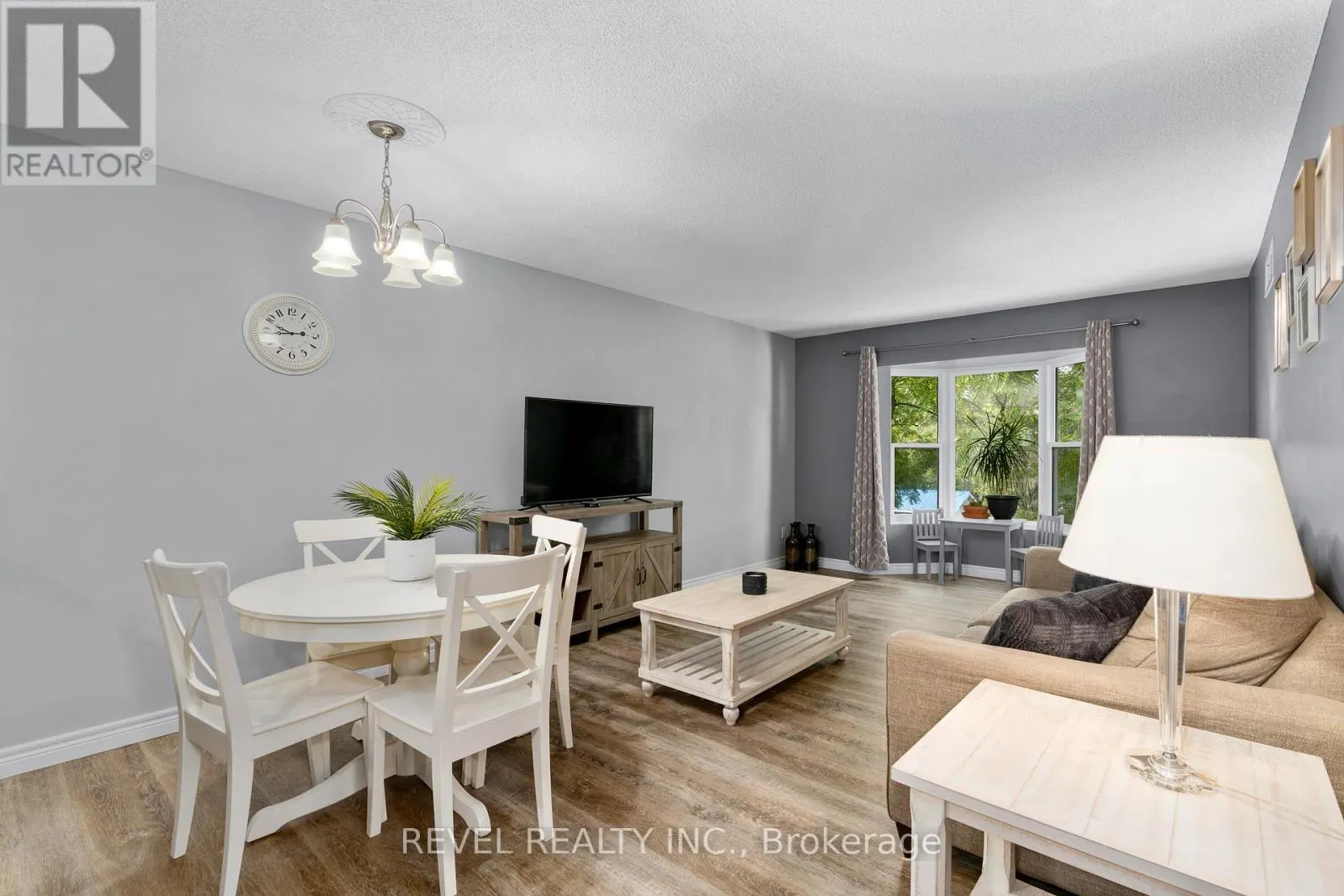 306 - 107 BOND STREET