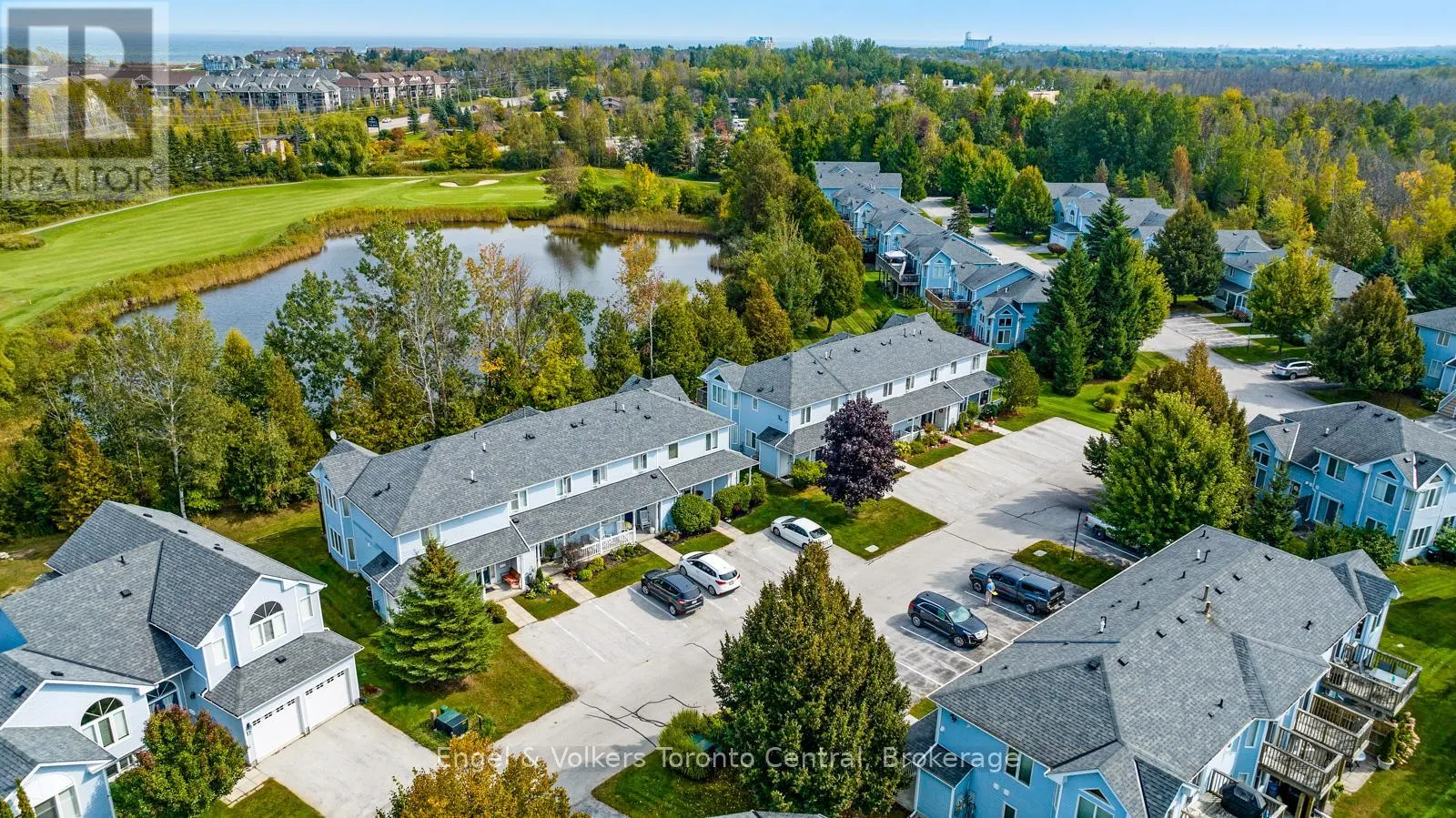 11 SUNDIAL COURT
