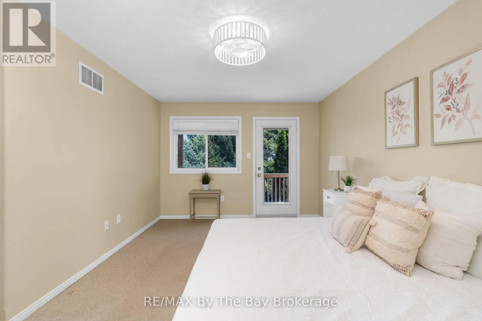 35 NORTHWOOD DRIVE
