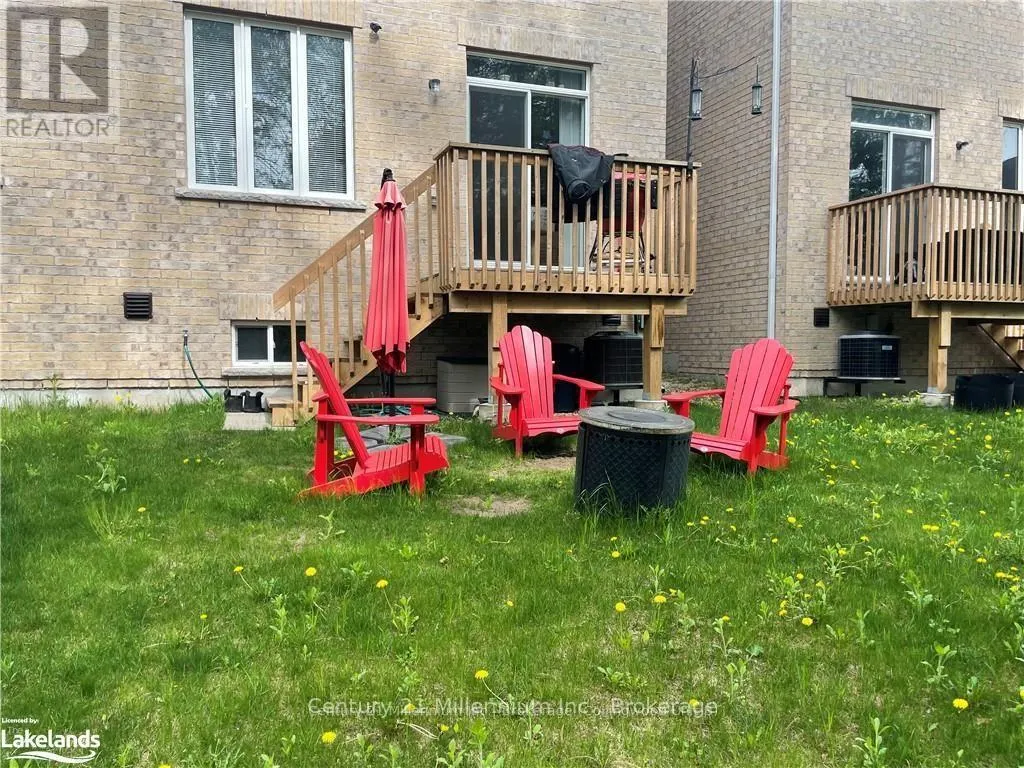36 FARWELL AVENUE