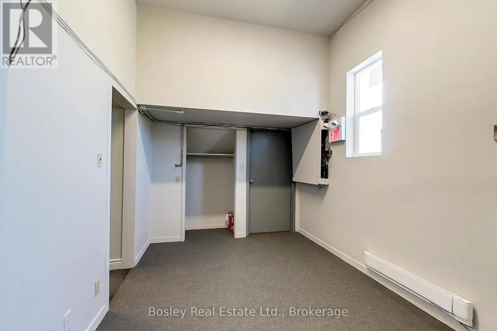 2S - 864 HURONTARIO STREET, #2S