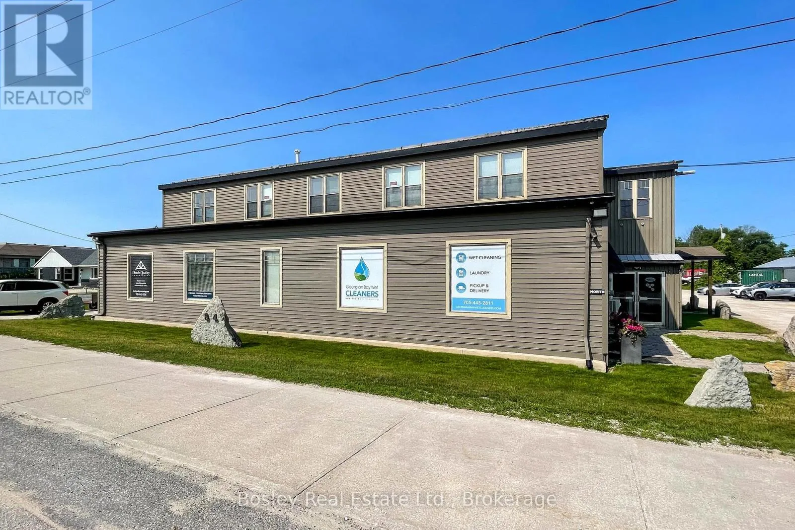 201S - 864 HURONTARIO STREET, #201S