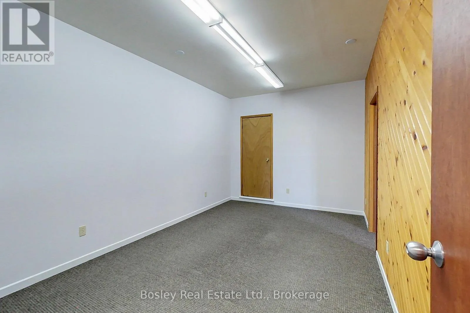 201N - 864 HURONTARIO STREET, #201N