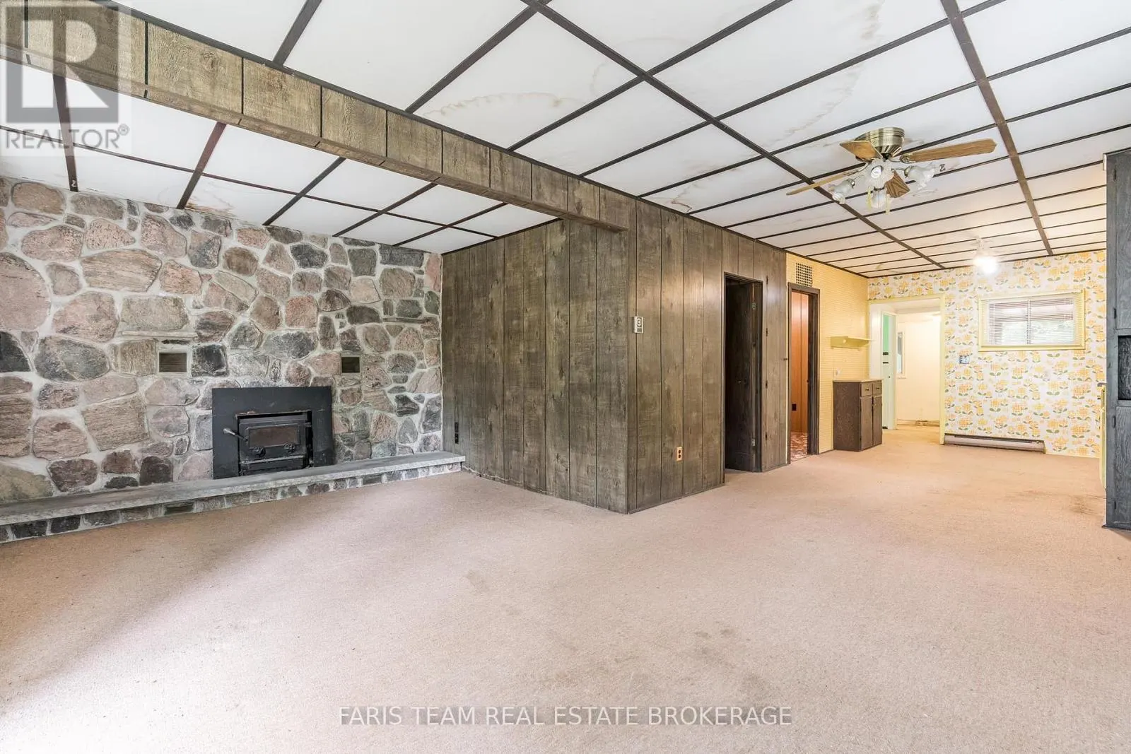 15 WOODSIDE AVENUE