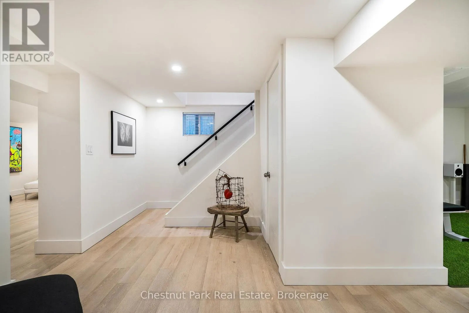 323 OAK STREET