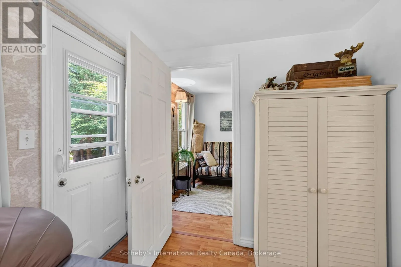 14 DOMAR ROAD