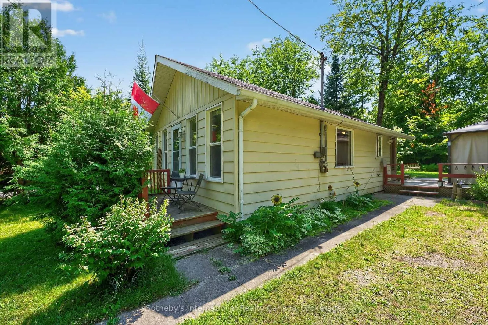 14 DOMAR ROAD