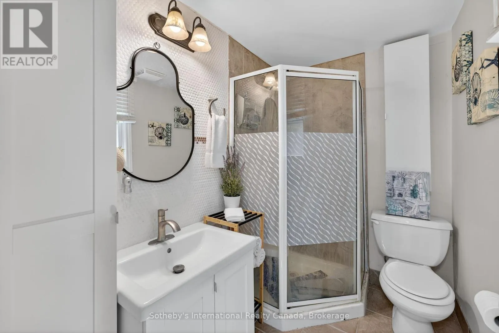 14 DOMAR ROAD