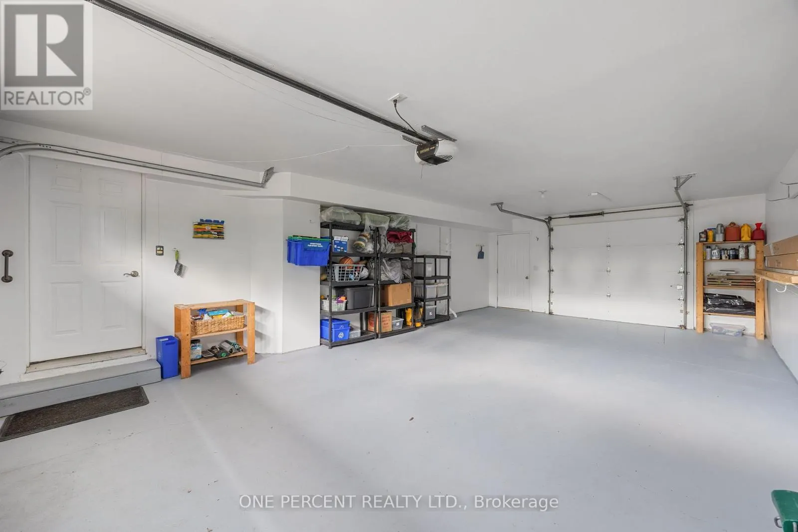 406 PETER STREET N