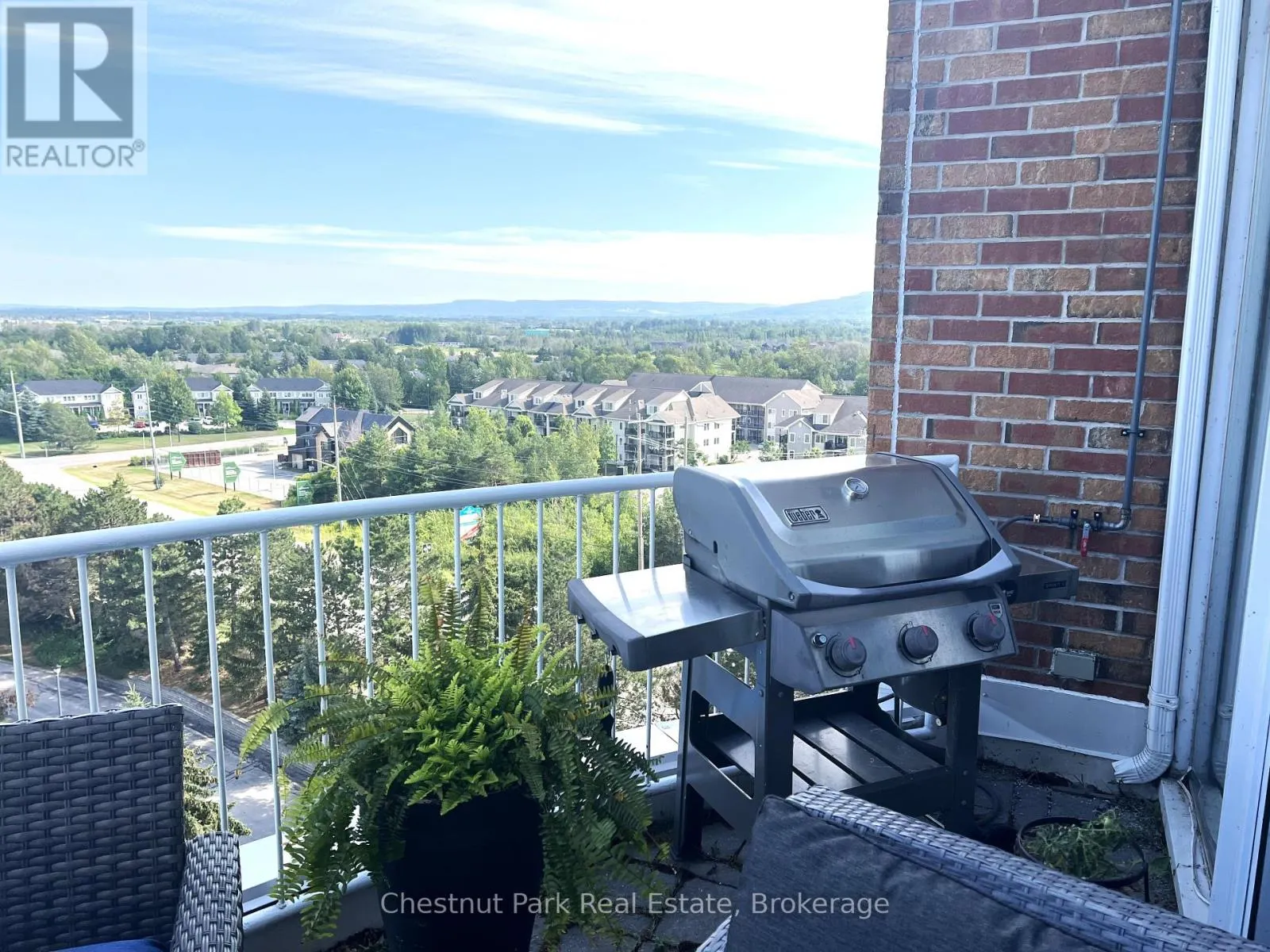 PH 1003 - 24 RAMBLINGS WAY, #PH 1003