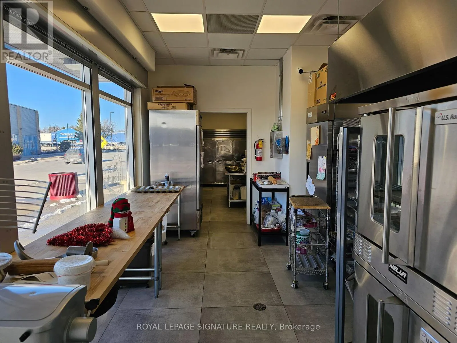 F1 - 321 MAIN STREET