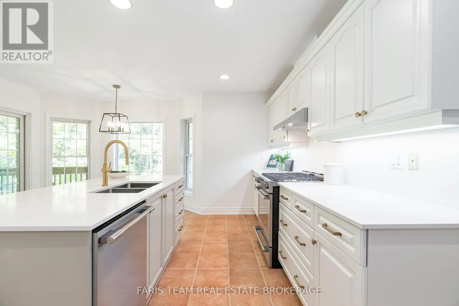 7 GLENHURON DRIVE