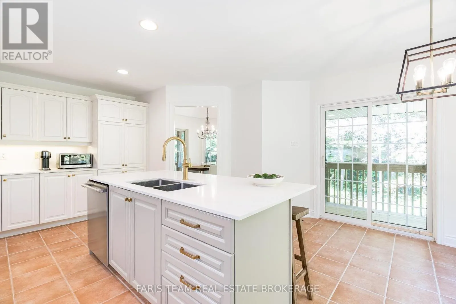 7 GLENHURON DRIVE