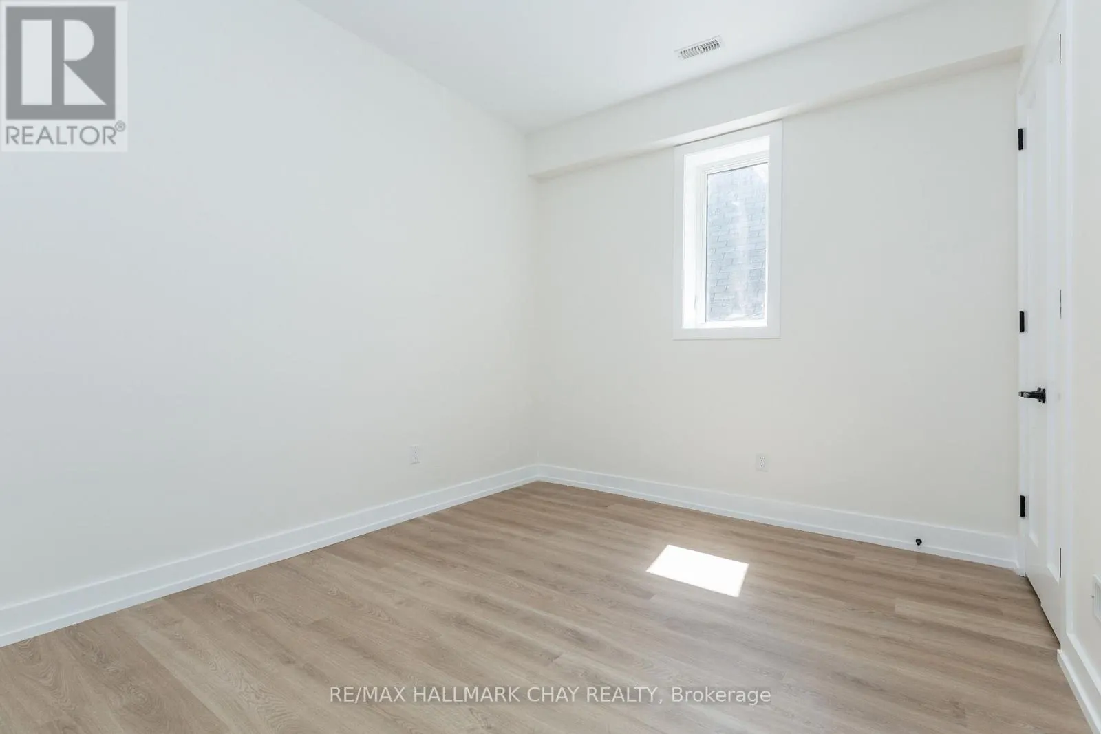 2 - 58 ANSLEY ROAD