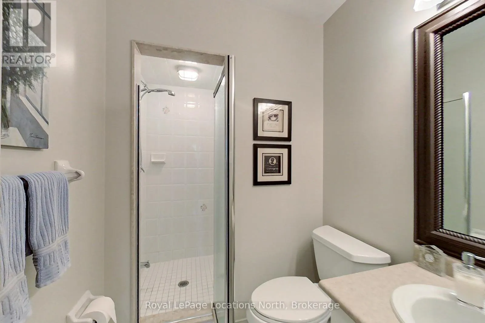13 - 46 BARKER BOULEVARD, #13