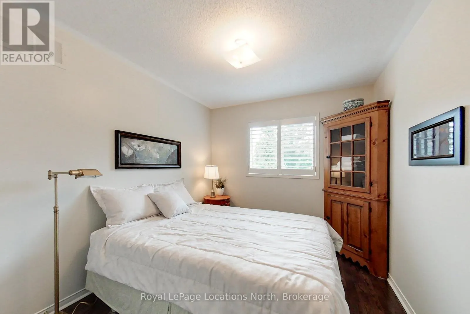 13 - 46 BARKER BOULEVARD, #13