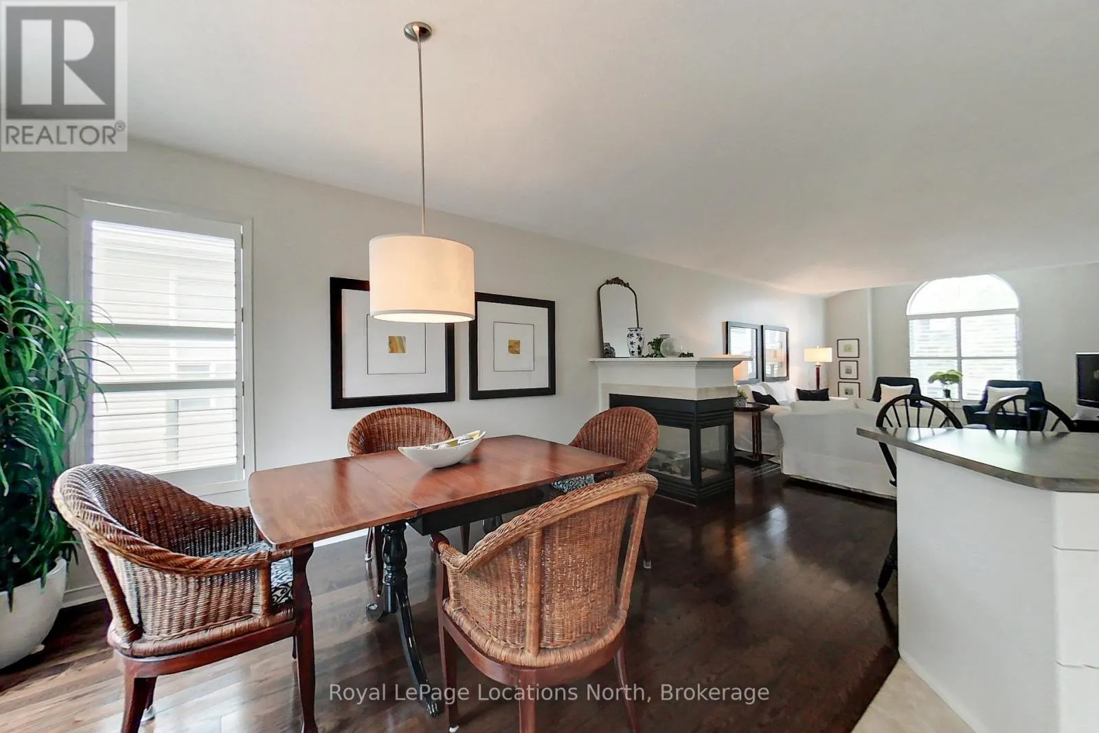 13 - 46 BARKER BOULEVARD, #13