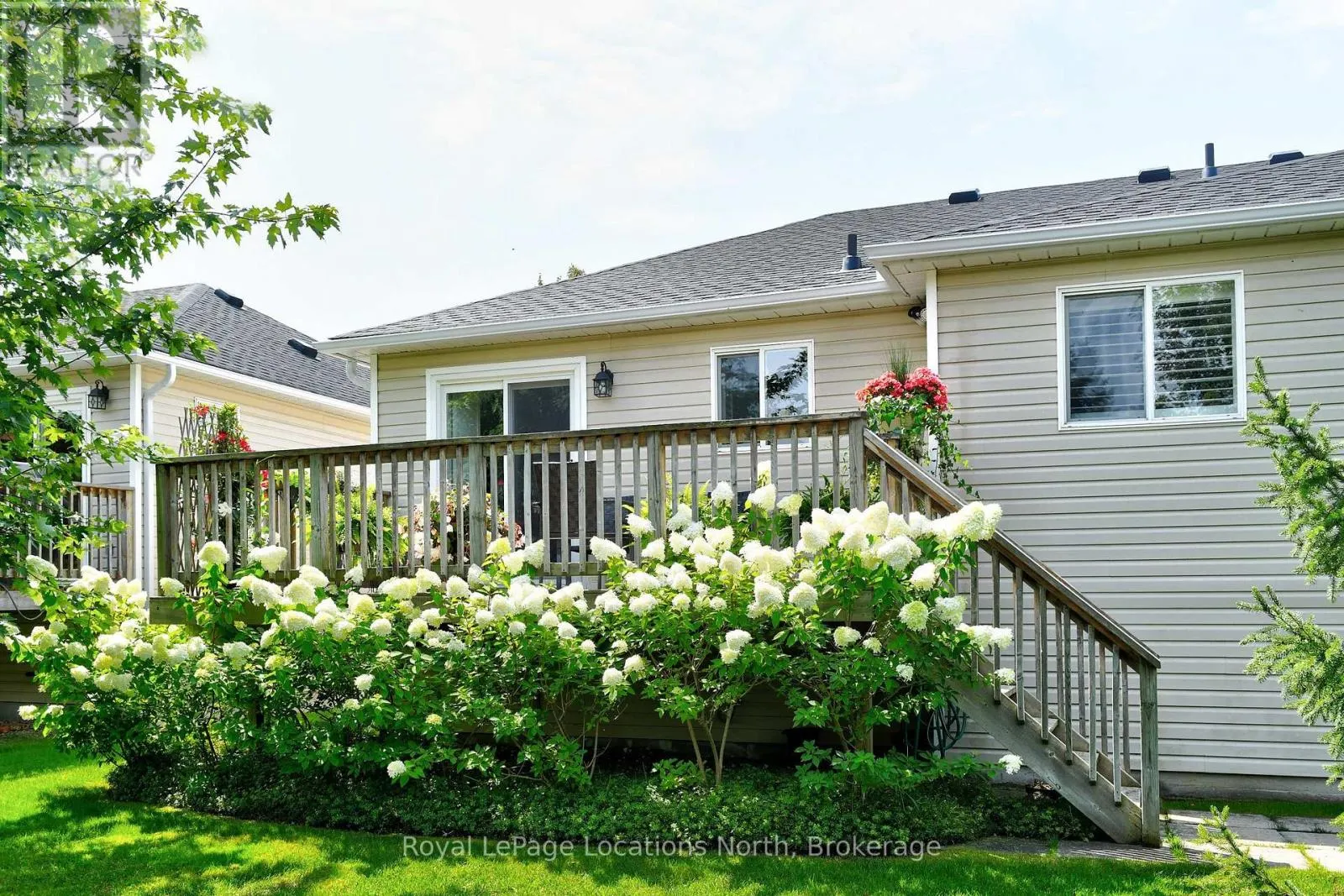 13 - 46 BARKER BOULEVARD, #13