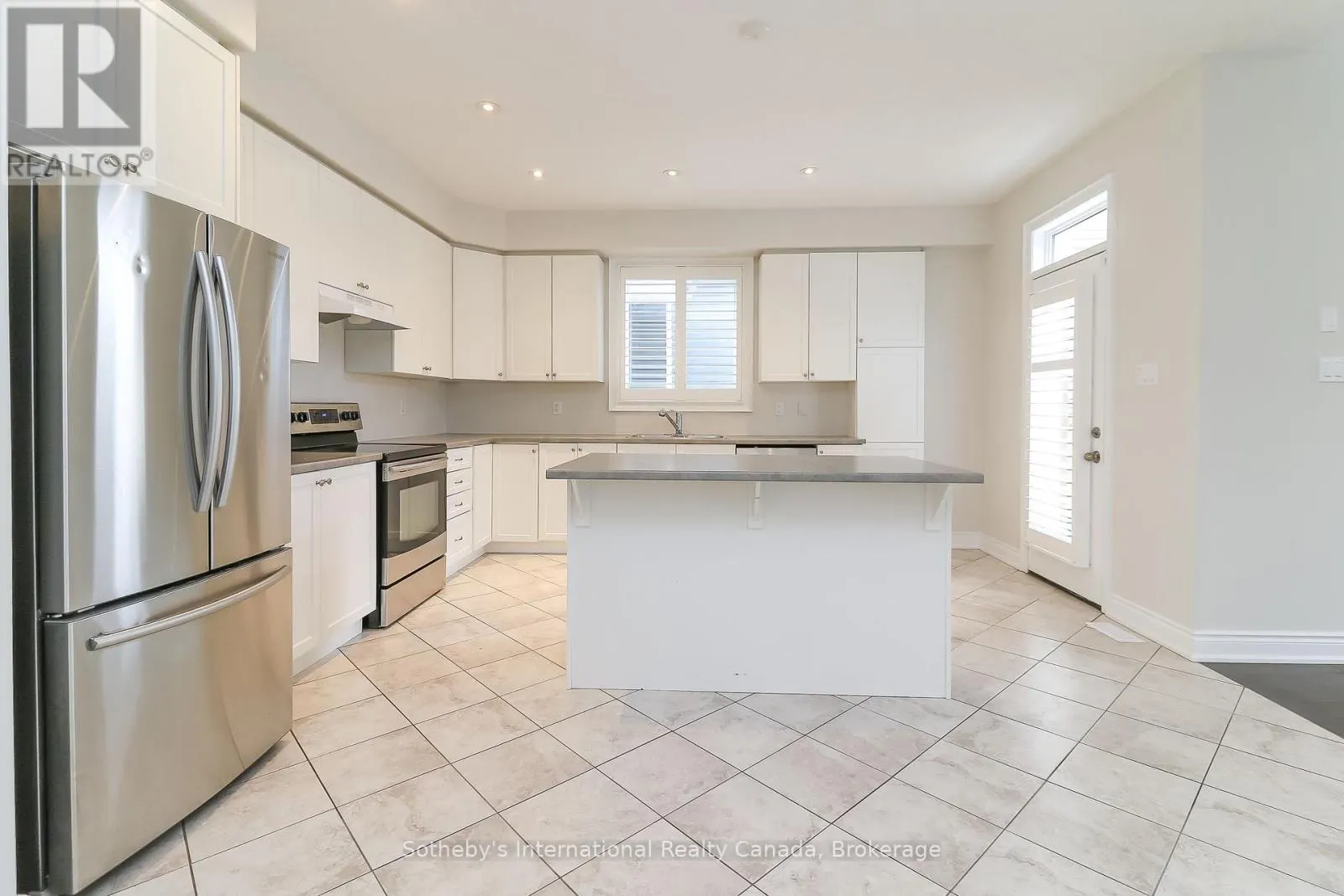 75 GARBUTT CRESCENT