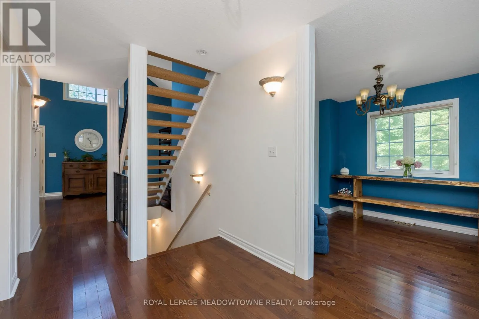 1936 TINY BEACHES ROAD S