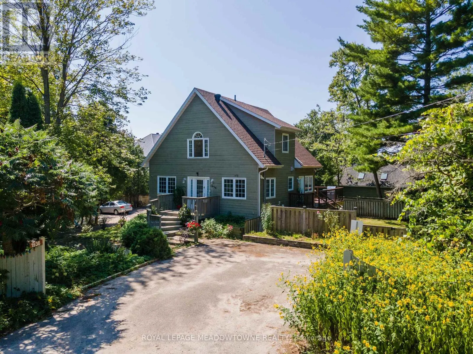 1936 TINY BEACHES ROAD S