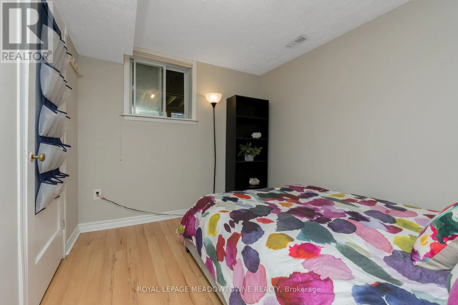 1936 TINY BEACHES ROAD S