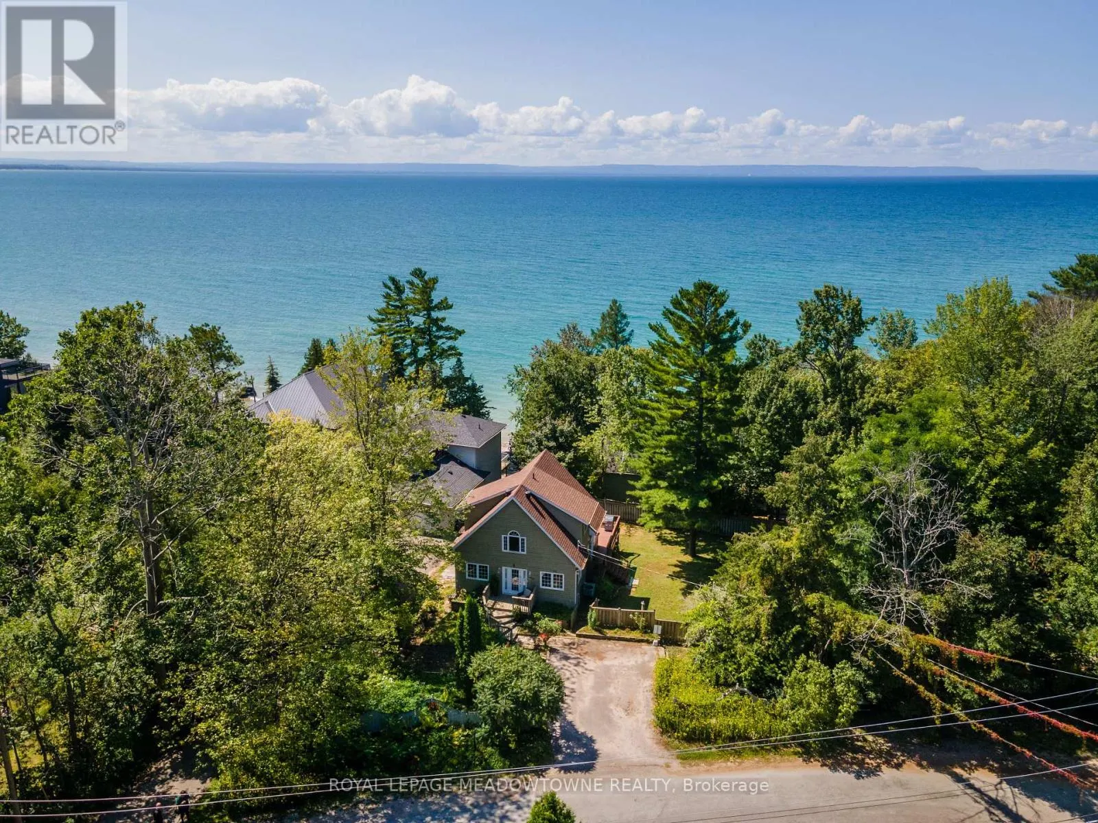 1936 TINY BEACHES ROAD S