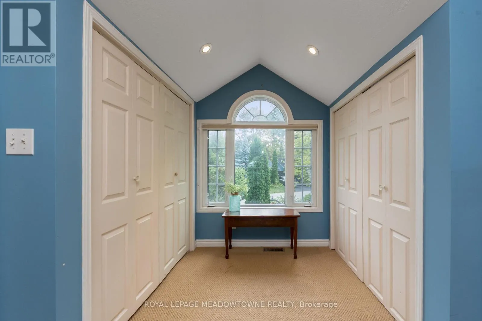 1936 TINY BEACHES ROAD S