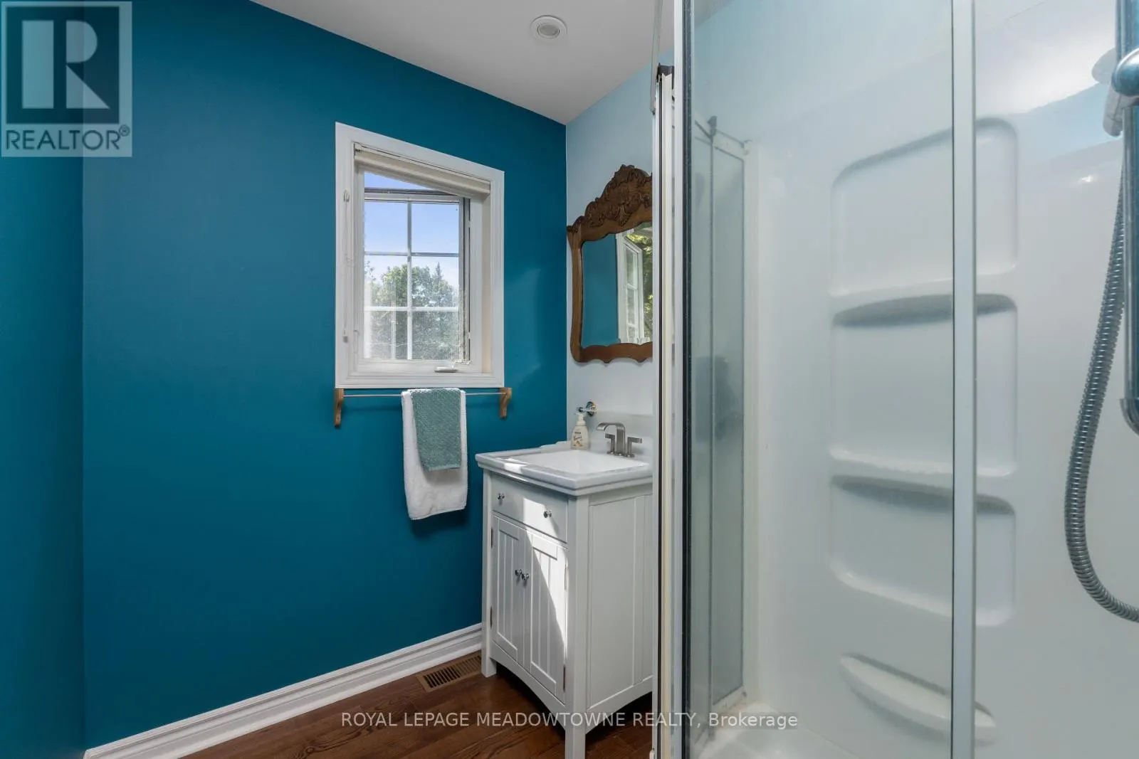 1936 TINY BEACHES ROAD S