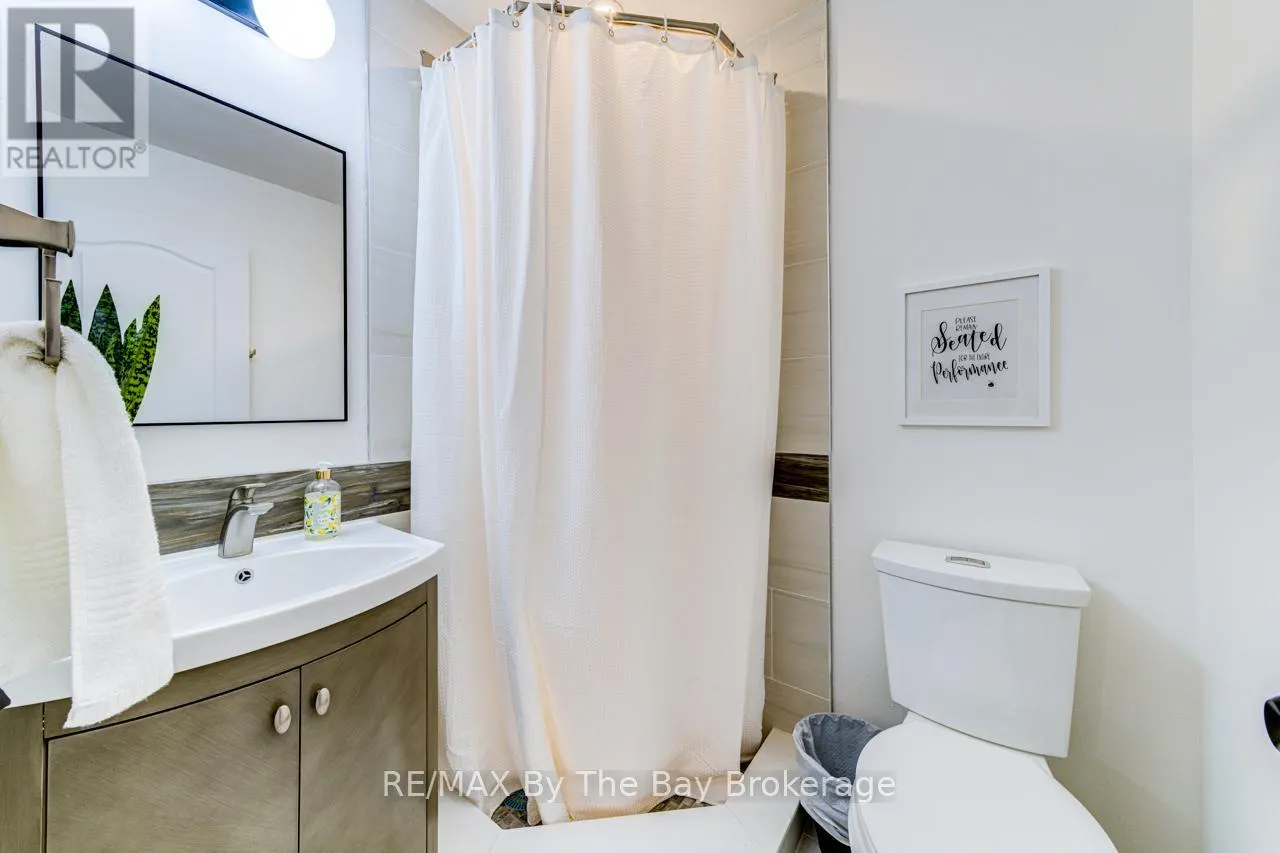 2C - 194 RIVER ROAD E, #2C