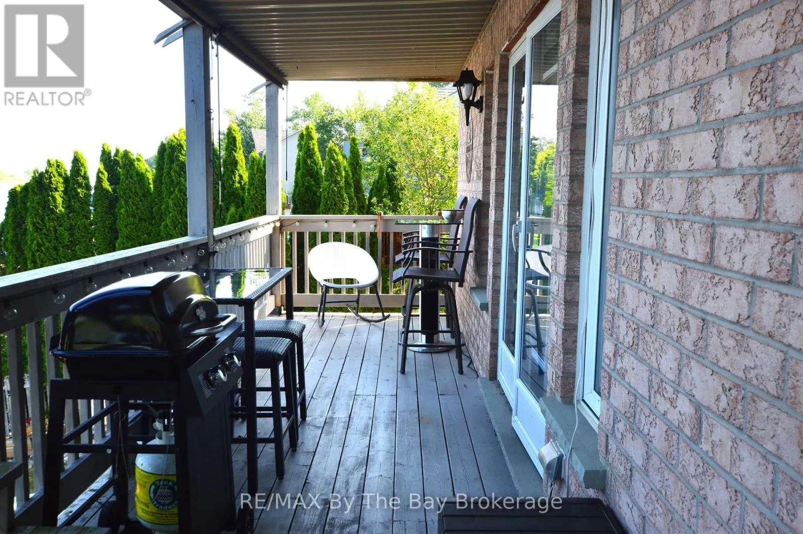 2C - 194 RIVER ROAD E, #2C