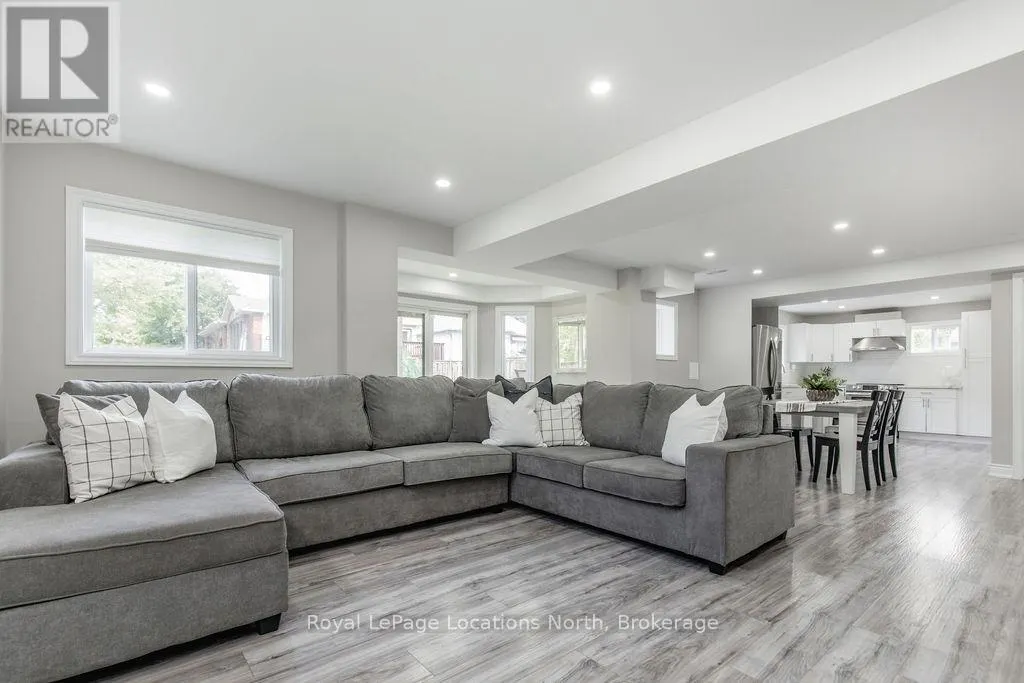 1 TIMBERLAND CRESCENT