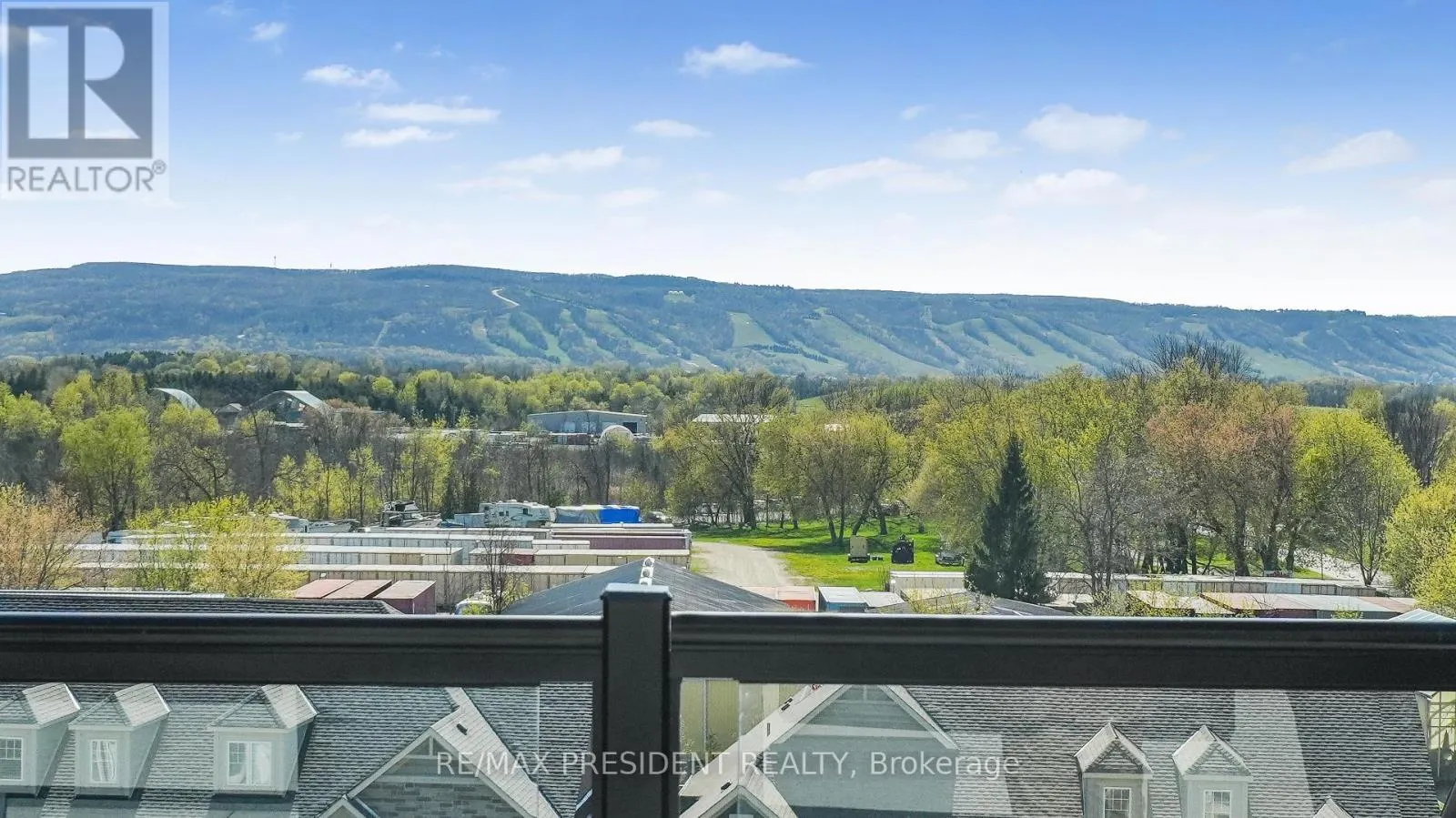 403 - 4 KIMBERLY LANE N