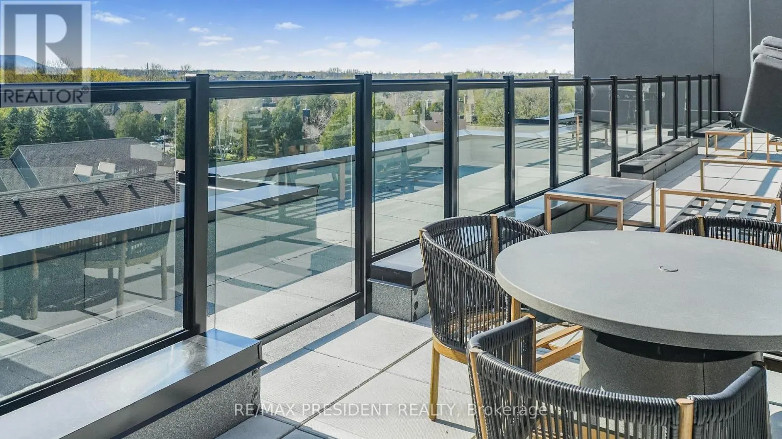 403 - 4 KIMBERLY LANE N