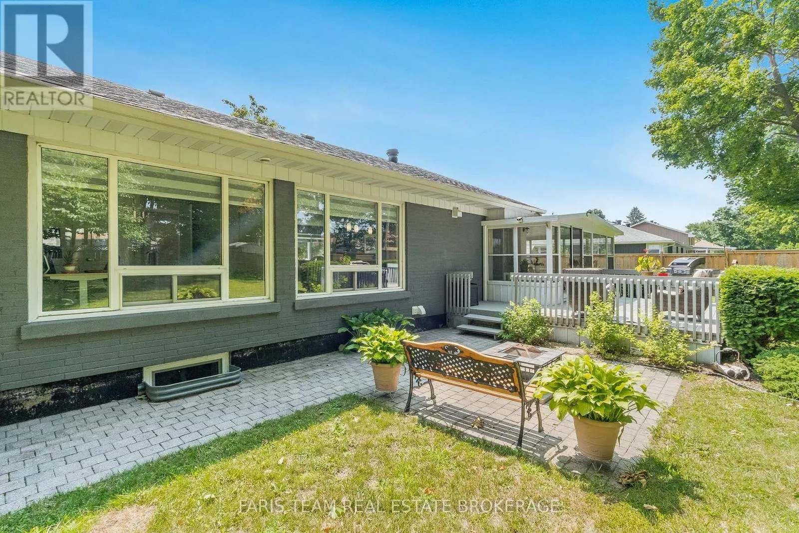 888 HUGEL AVENUE
