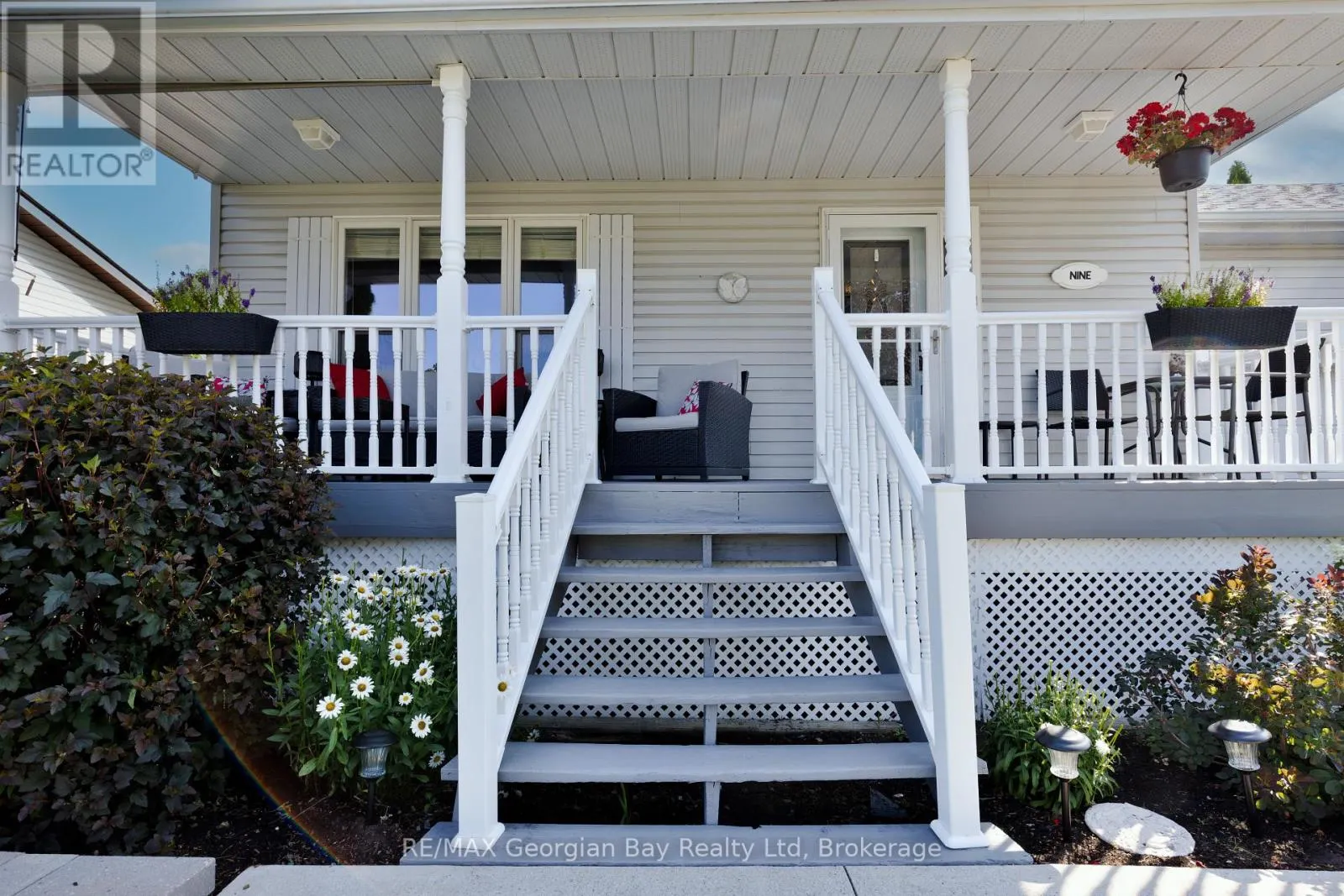 9 COPELAND STREET