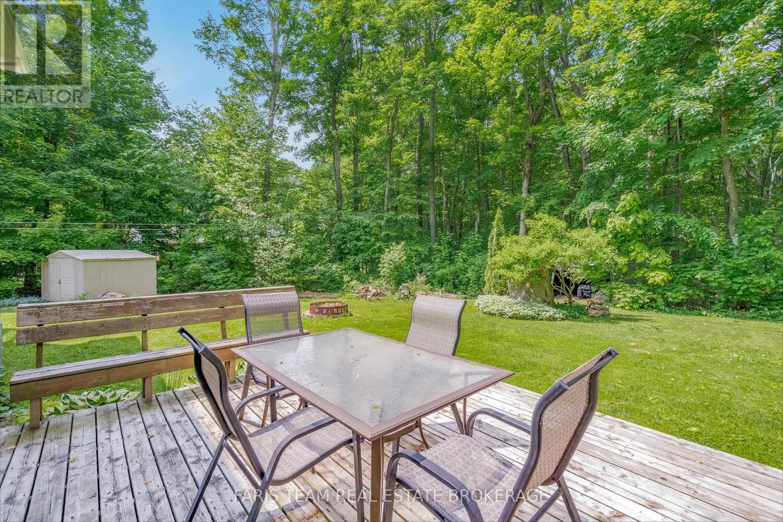 64 GOLDFINCH CRESCENT