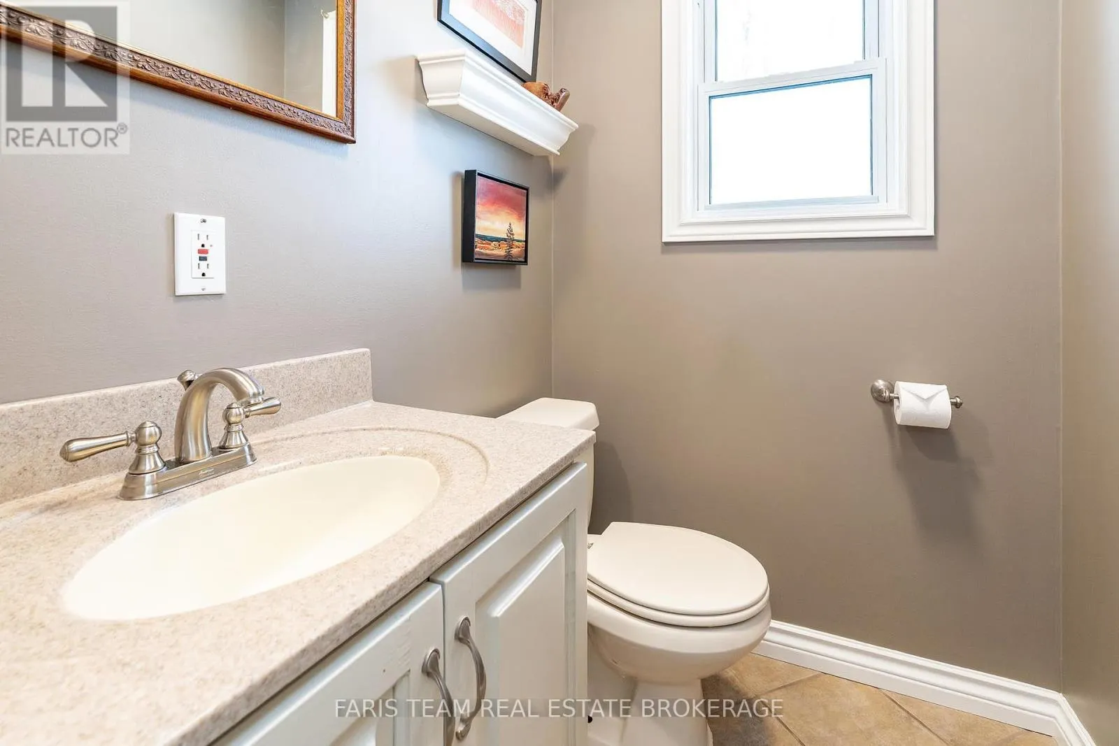64 GOLDFINCH CRESCENT