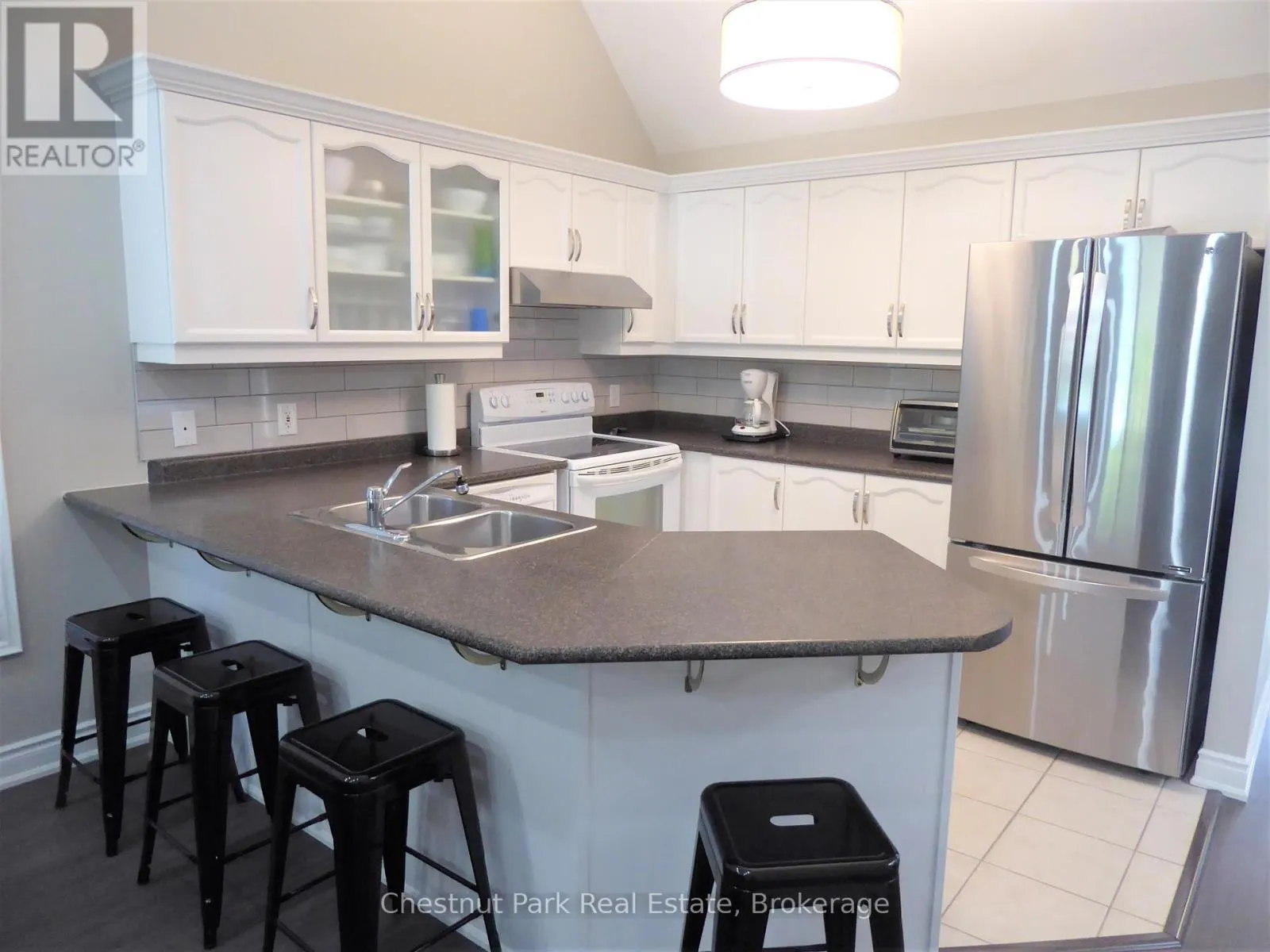 23 GREEN BRIAR DRIVE