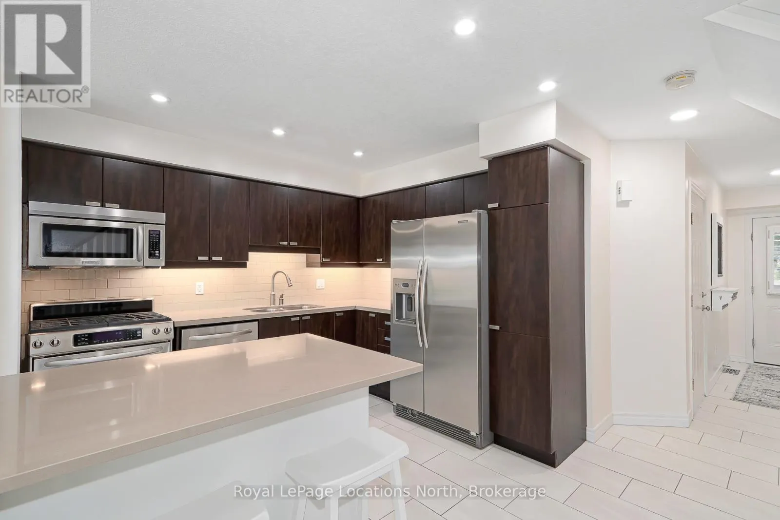 35 SILVER GLEN BOULEVARD