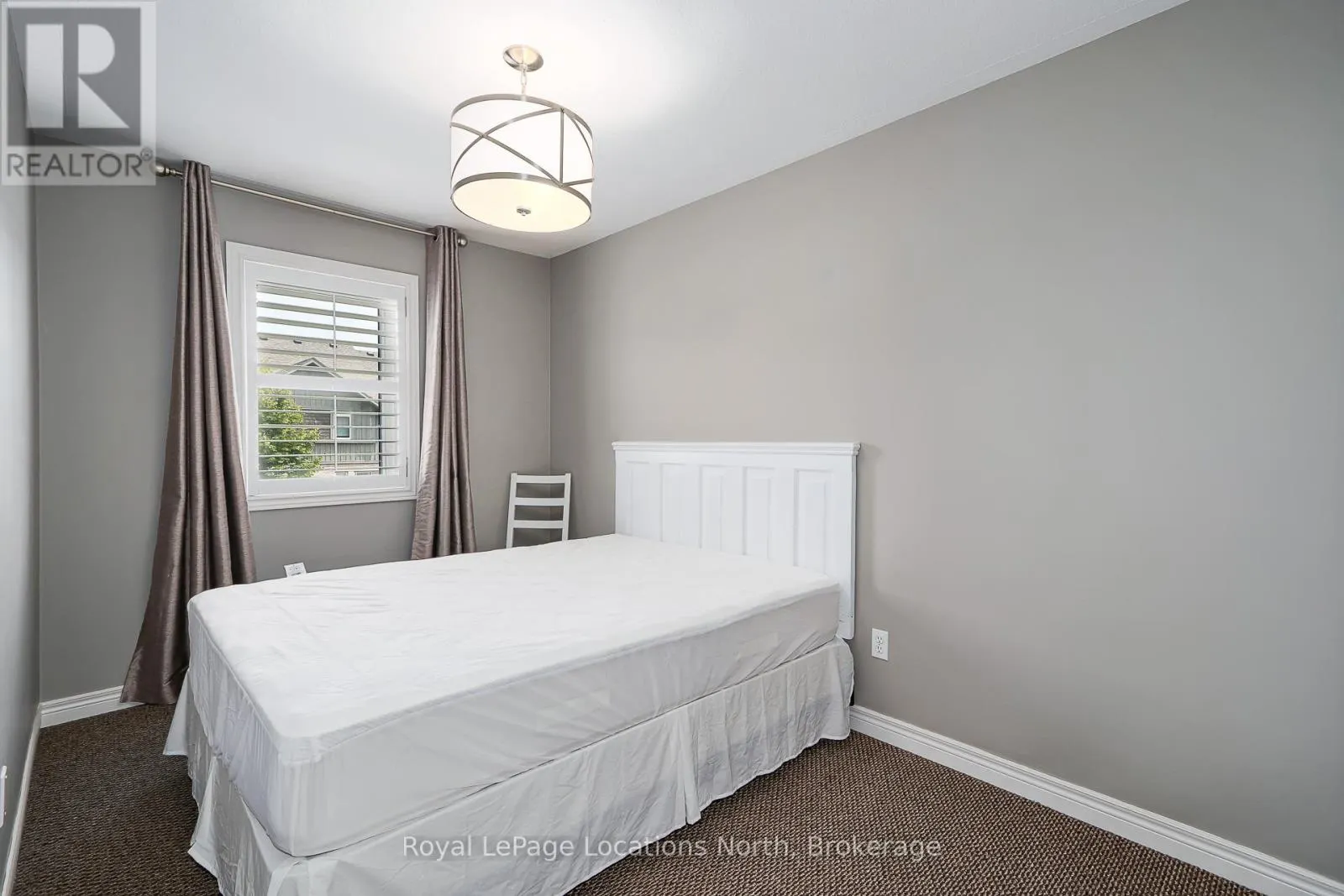 35 SILVER GLEN BOULEVARD