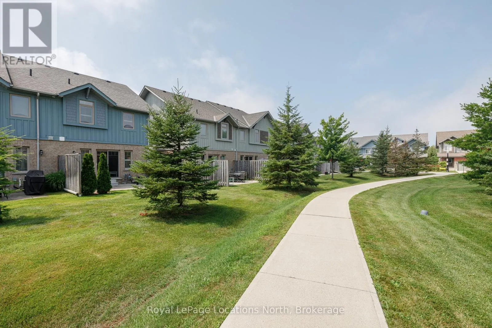35 SILVER GLEN BOULEVARD
