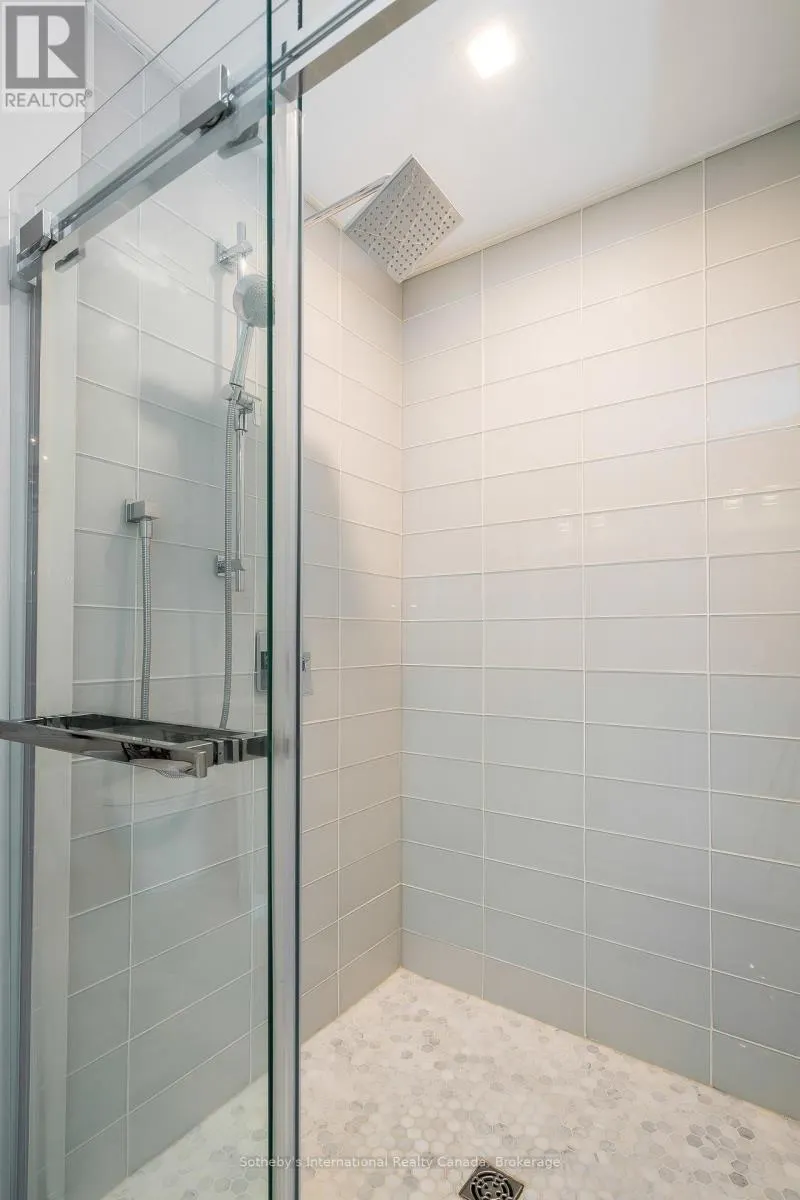 5 - 565 OXBOW CRESCENT, #5
