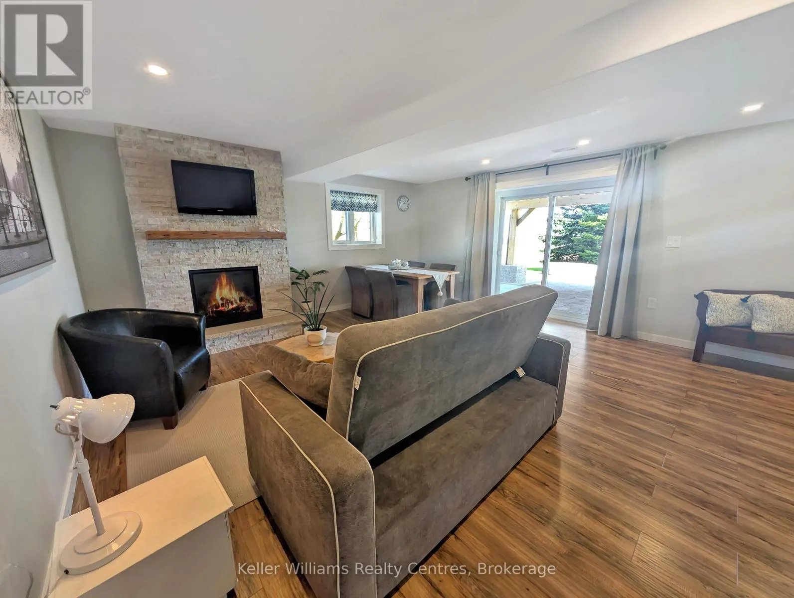 2219 COUNTY RD 42