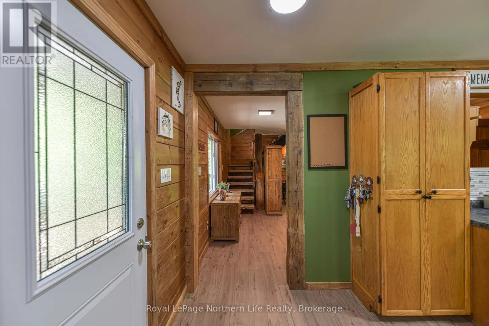 1028 CARLYON LINE