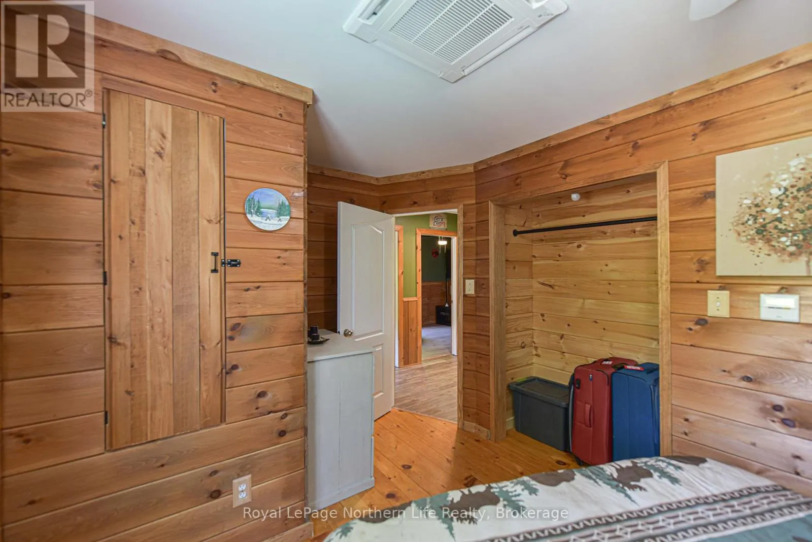 1028 CARLYON LINE