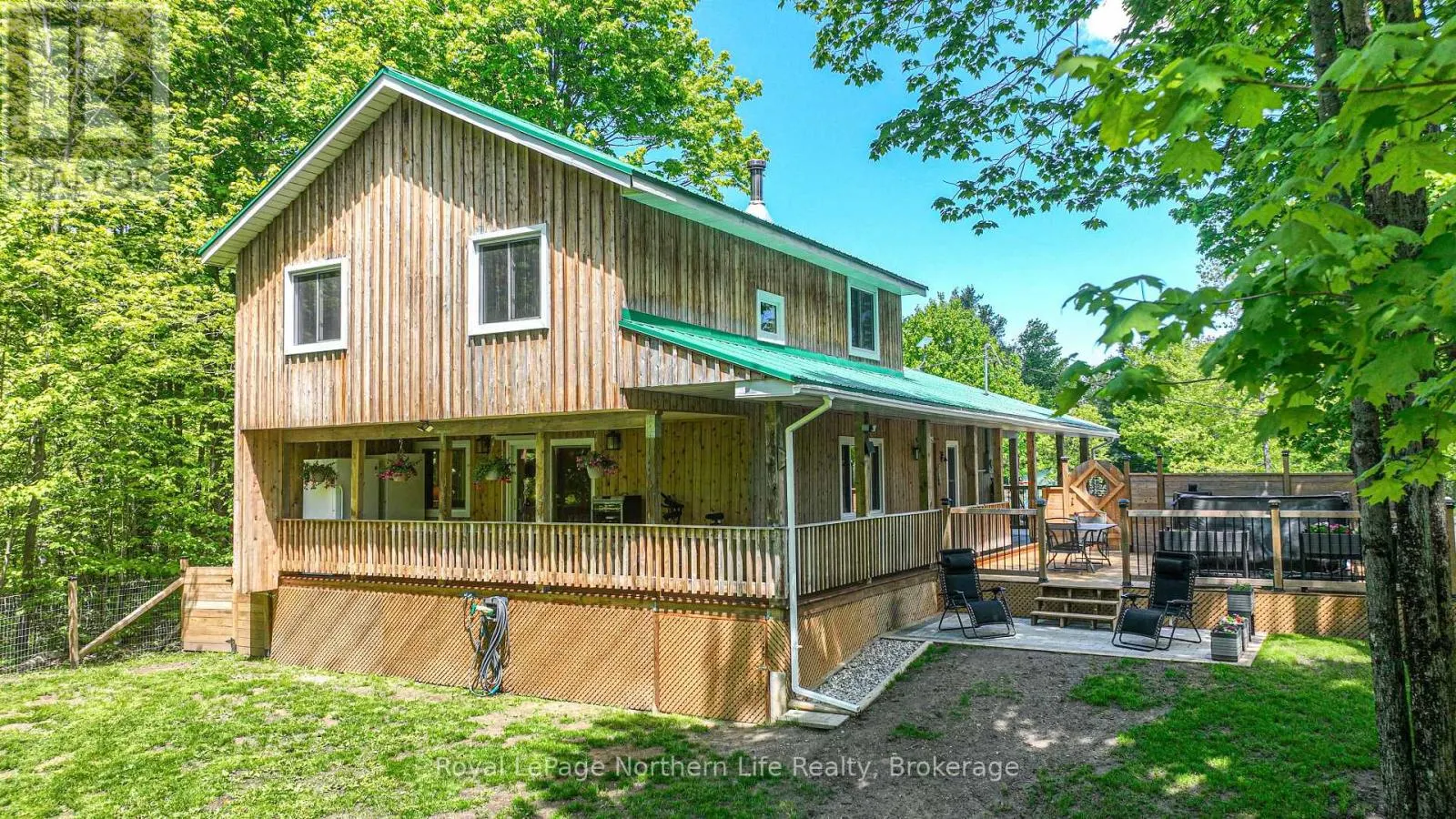 1028 CARLYON LINE