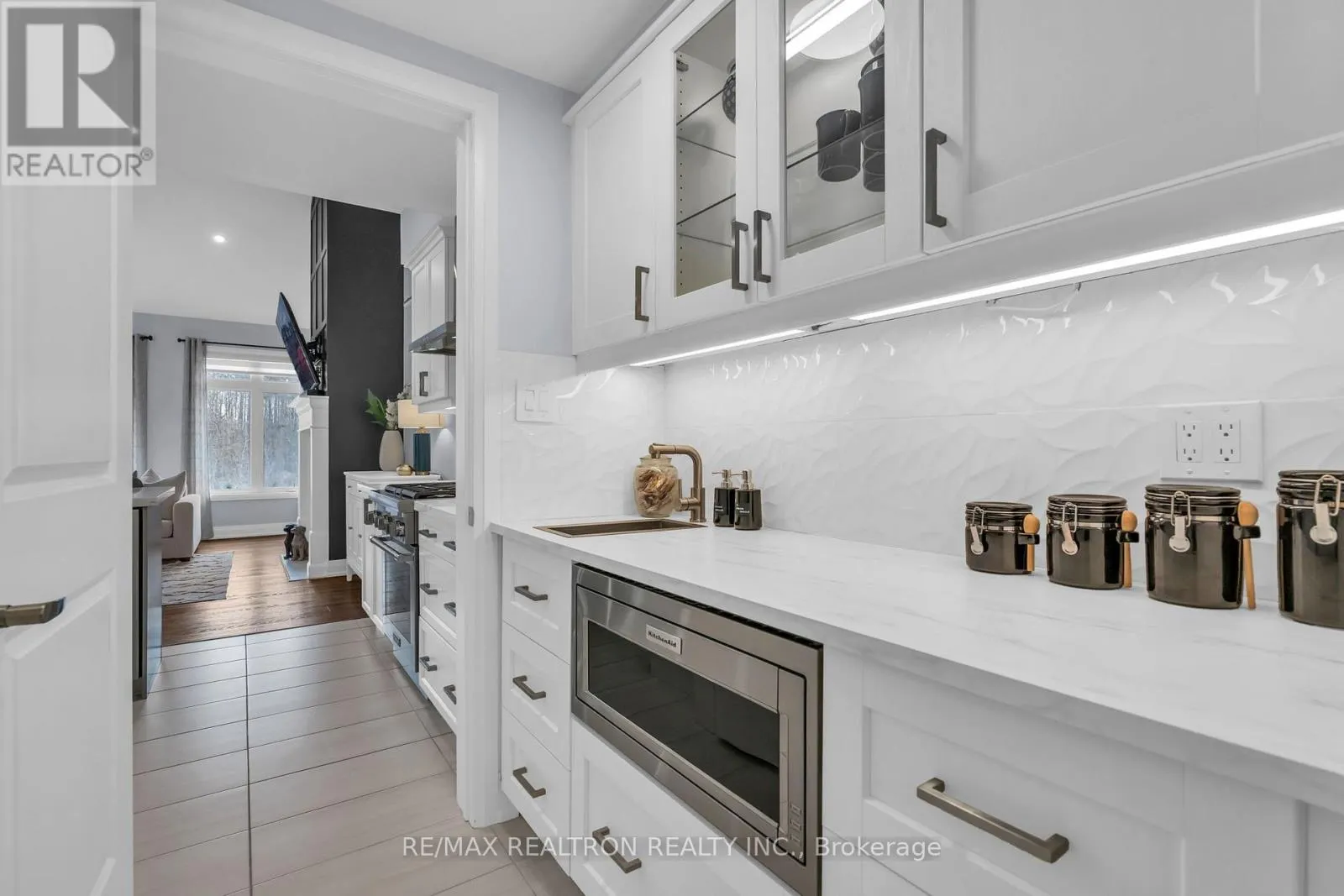 99 FRANKLIN TRAIL