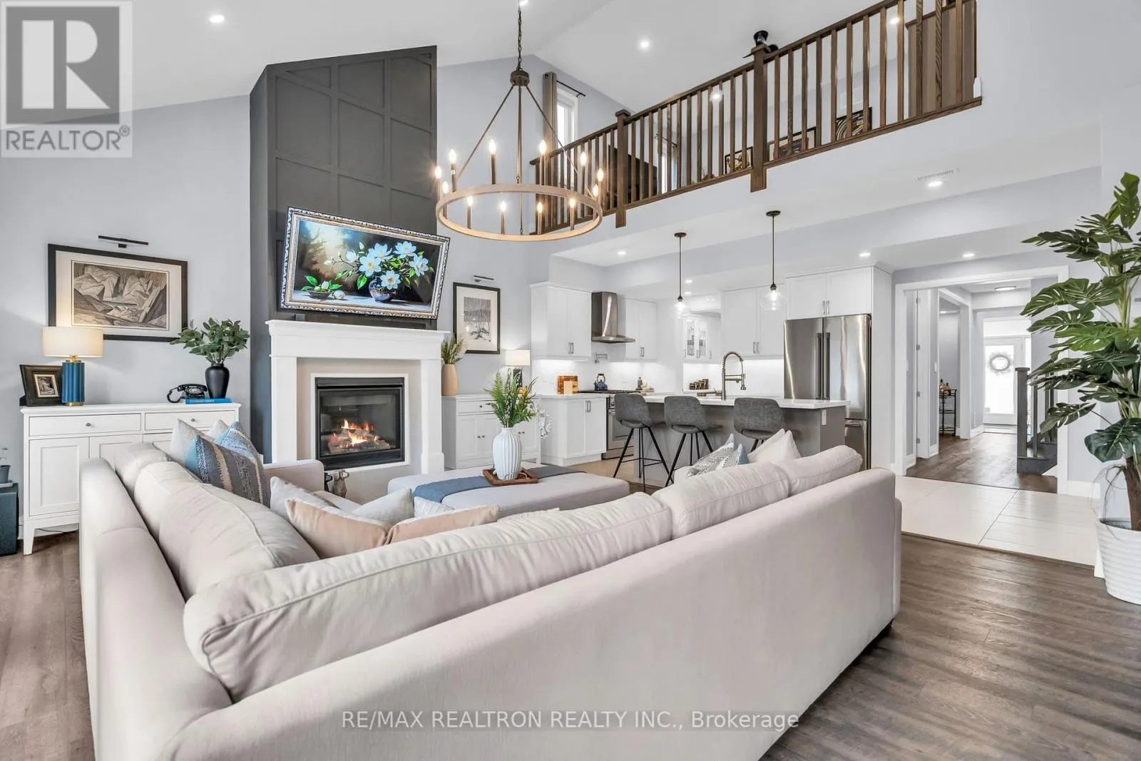 99 FRANKLIN TRAIL
